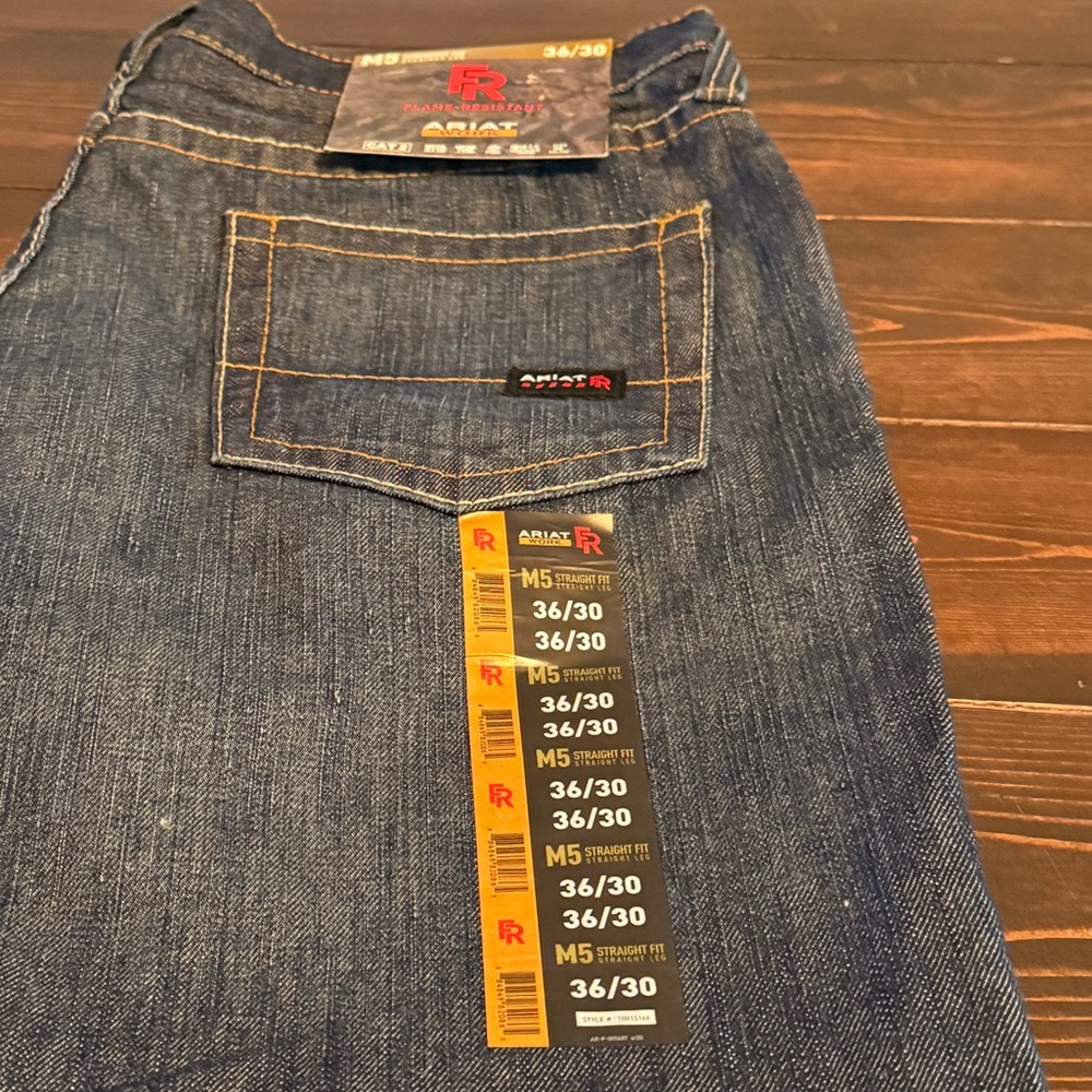 Ariat Men's FLAME RESISTANT work jeans - Picture 2 of 4